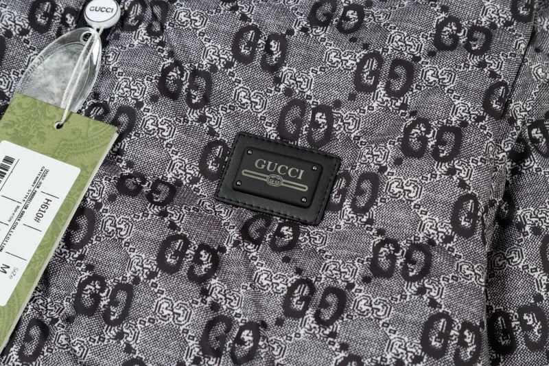 ZipUp Gucci Down Jackets 129002