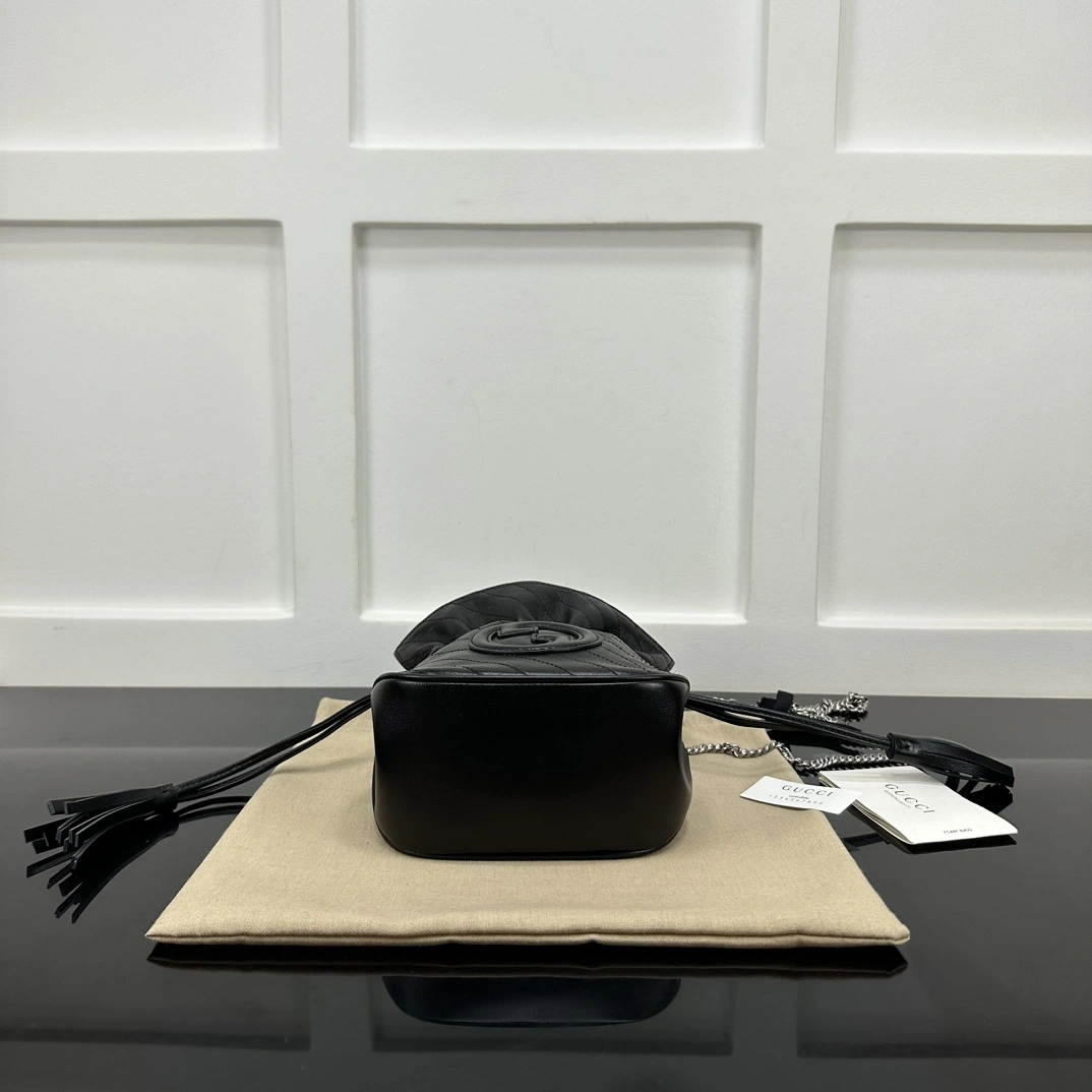 Gucci Drawstring Bags Neat 72555