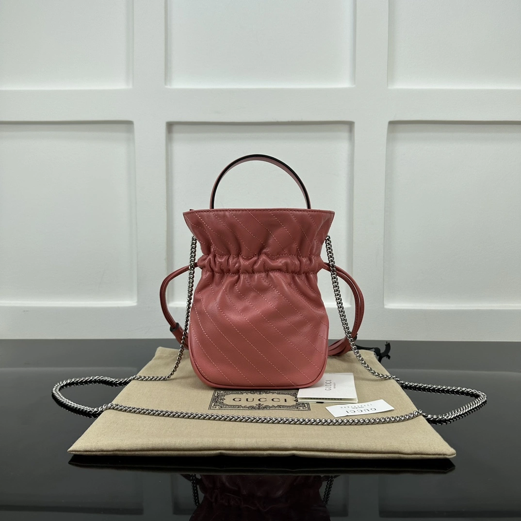Gucci Drawstring Bags Chic 72552