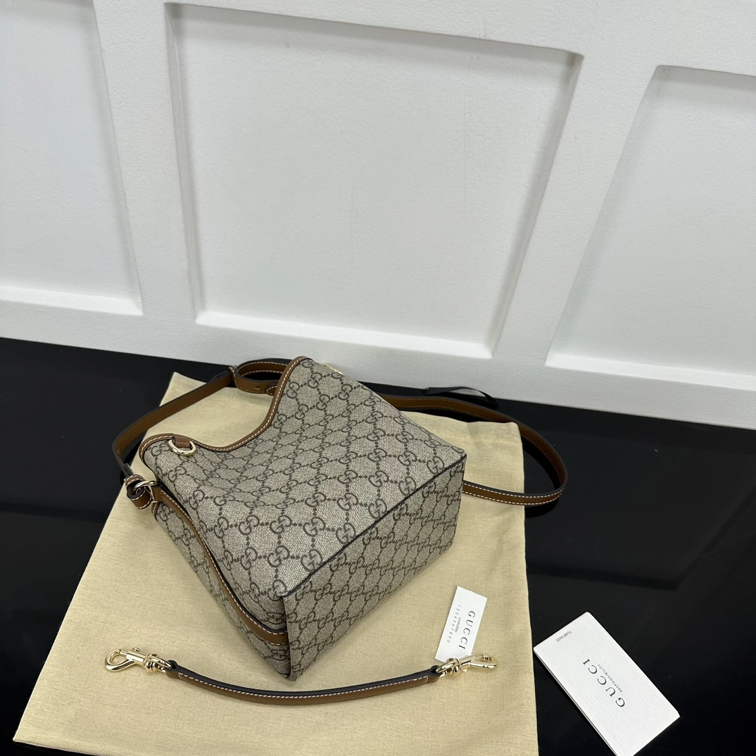 UrbanChic Gucci Drawstring Bags 67423