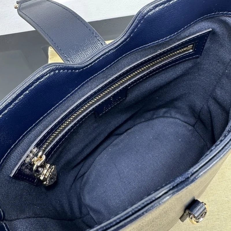 Gucci Drawstring Bags Stretchable 51550