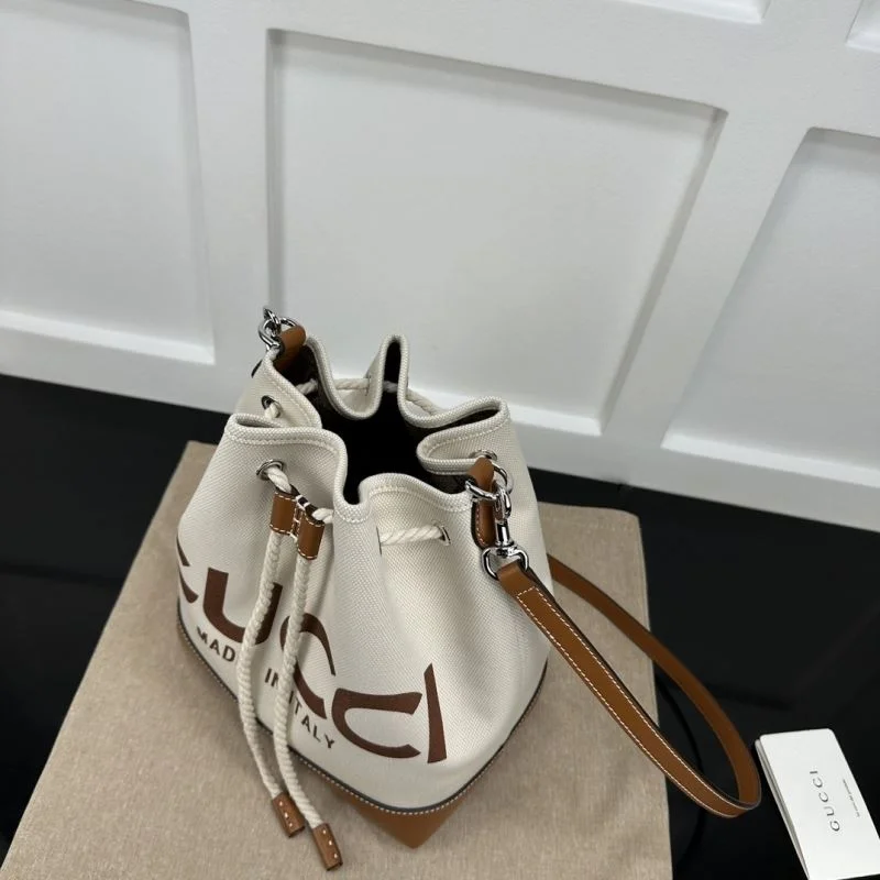 Vibrant Gucci Drawstring Bags 51474