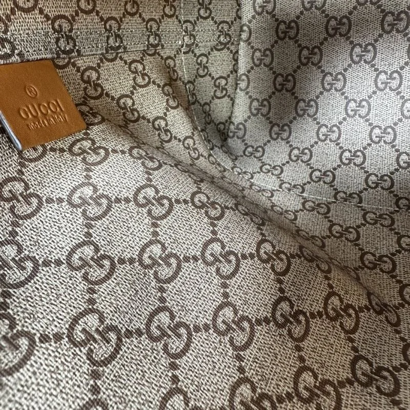 Vibrant Gucci Drawstring Bags 51474