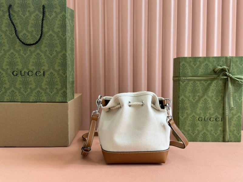 Tailored Gucci Drawstring Bags 67368
