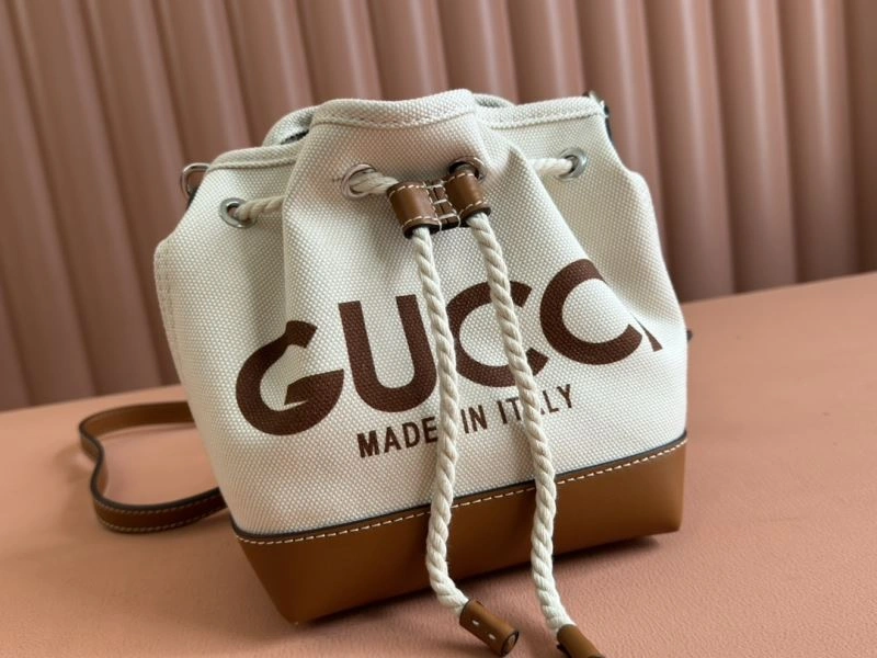 Tailored Gucci Drawstring Bags 67368