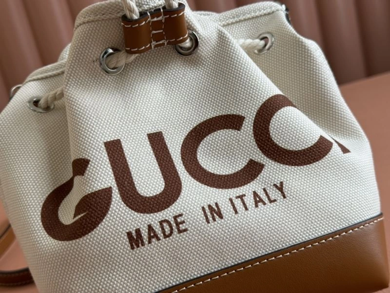 Tailored Gucci Drawstring Bags 67368
