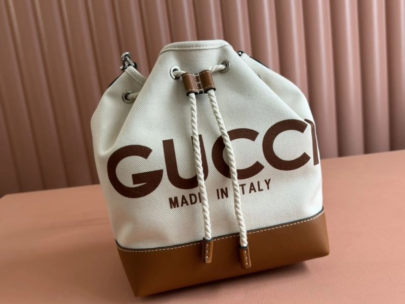 Gucci Drawstring Bags Comfortable 67365