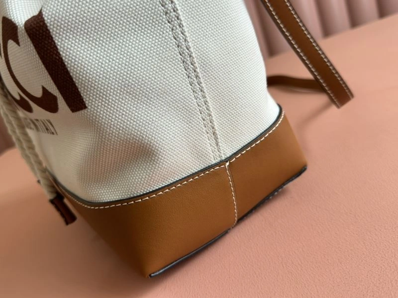Gucci Drawstring Bags Comfortable 67365