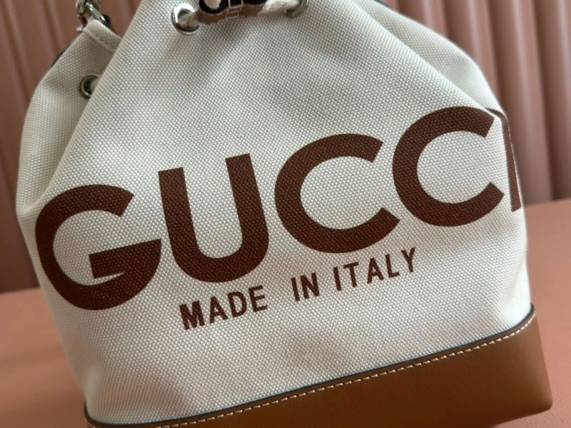 Gucci Drawstring Bags Comfortable 67365