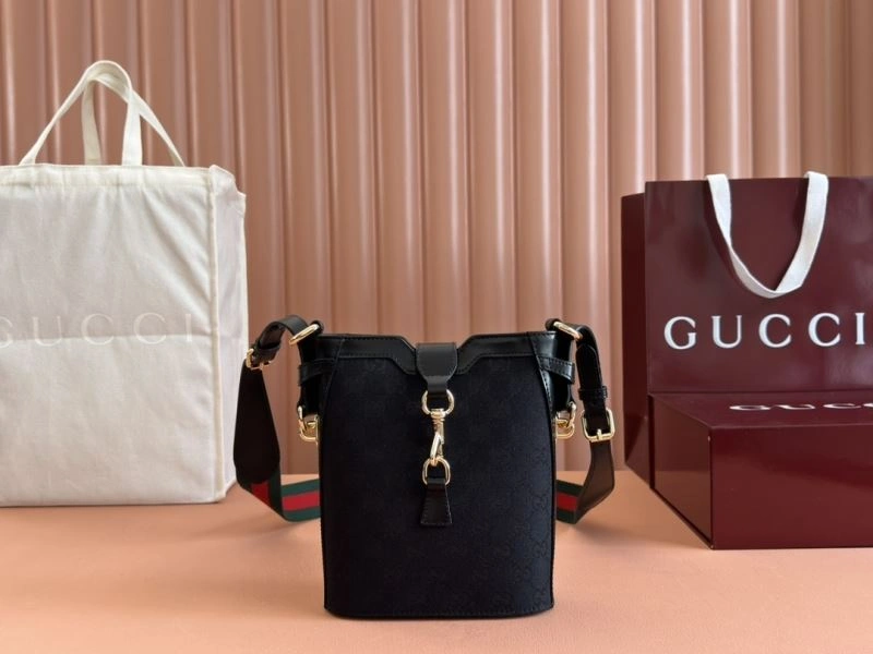 Comfortable Gucci Drawstring Bags 67363