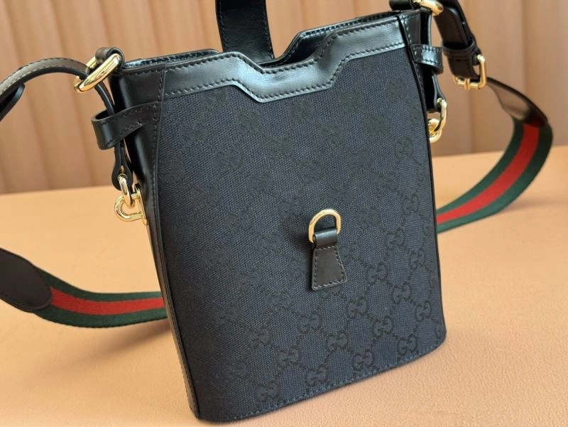 Comfortable Gucci Drawstring Bags 67363