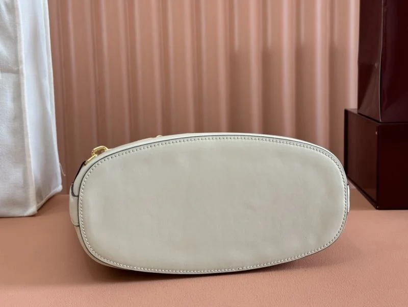 RelaxedFit Gucci Drawstring Bags 49973
