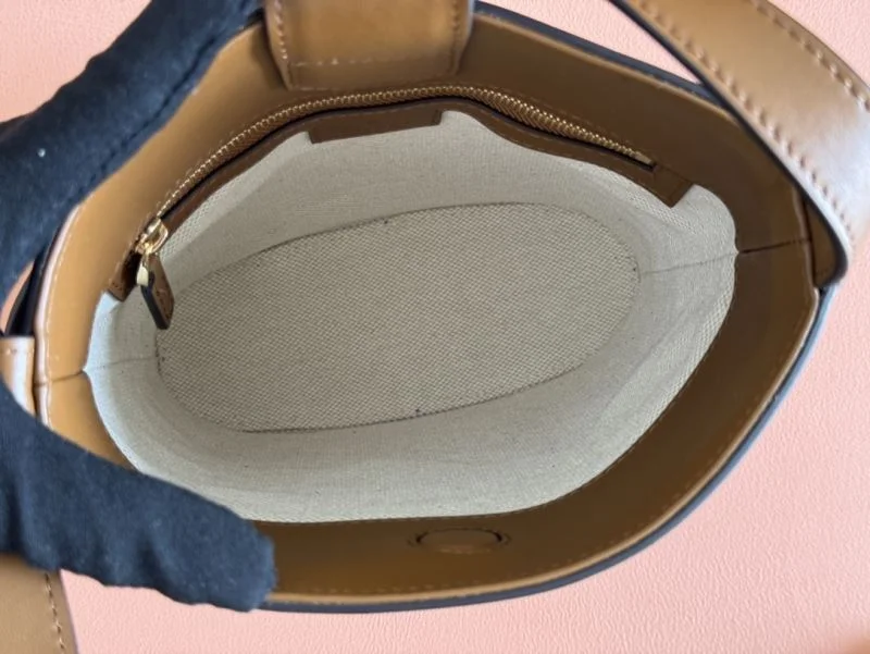 Gucci Drawstring Bags Sporty 49974
