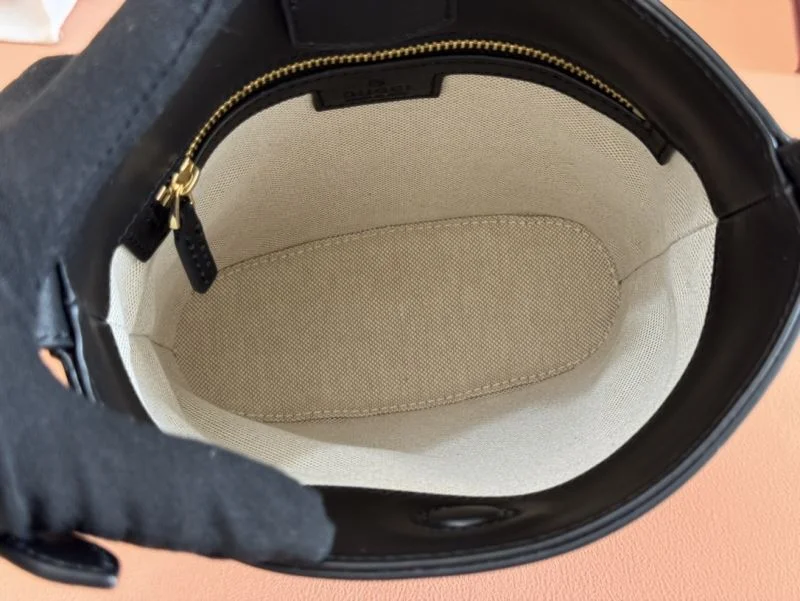 Gucci Drawstring Bags MultiPurpose 49970