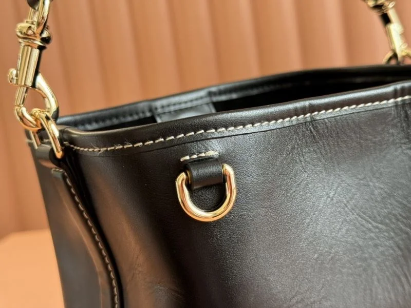 Gucci Drawstring Bags Chic 49964
