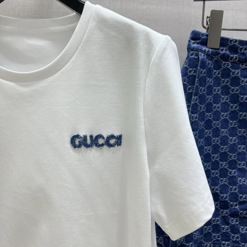 Gucci Dress Suits ZeroBulk 124719