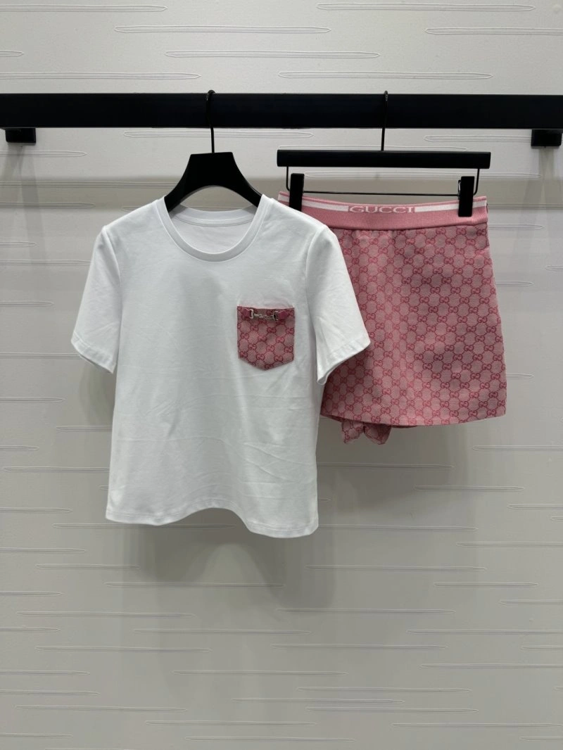 Gucci Dress Suits Cozy 124939