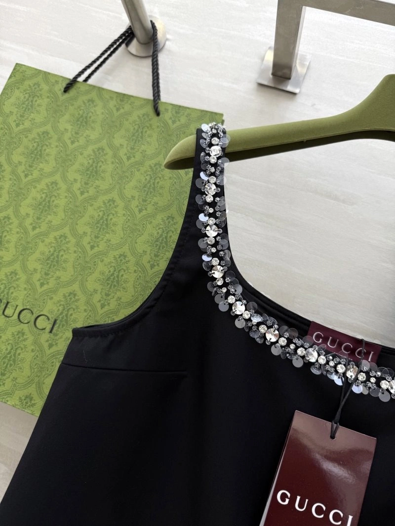 TravelReady Gucci Dress Suits 124462