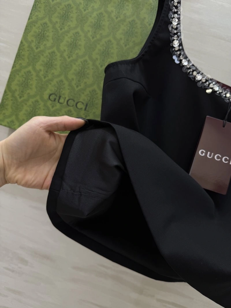 TravelReady Gucci Dress Suits 124462