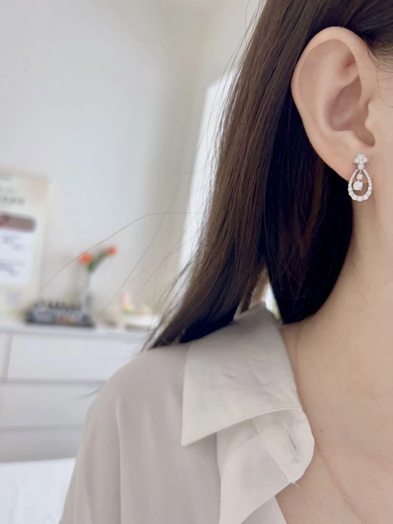 RelaxedFit Gucci Earrings 245857
