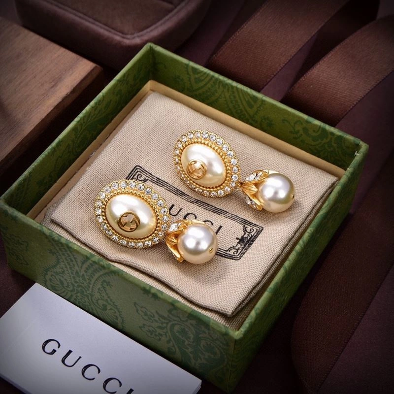 Elegant Gucci Earrings 246609