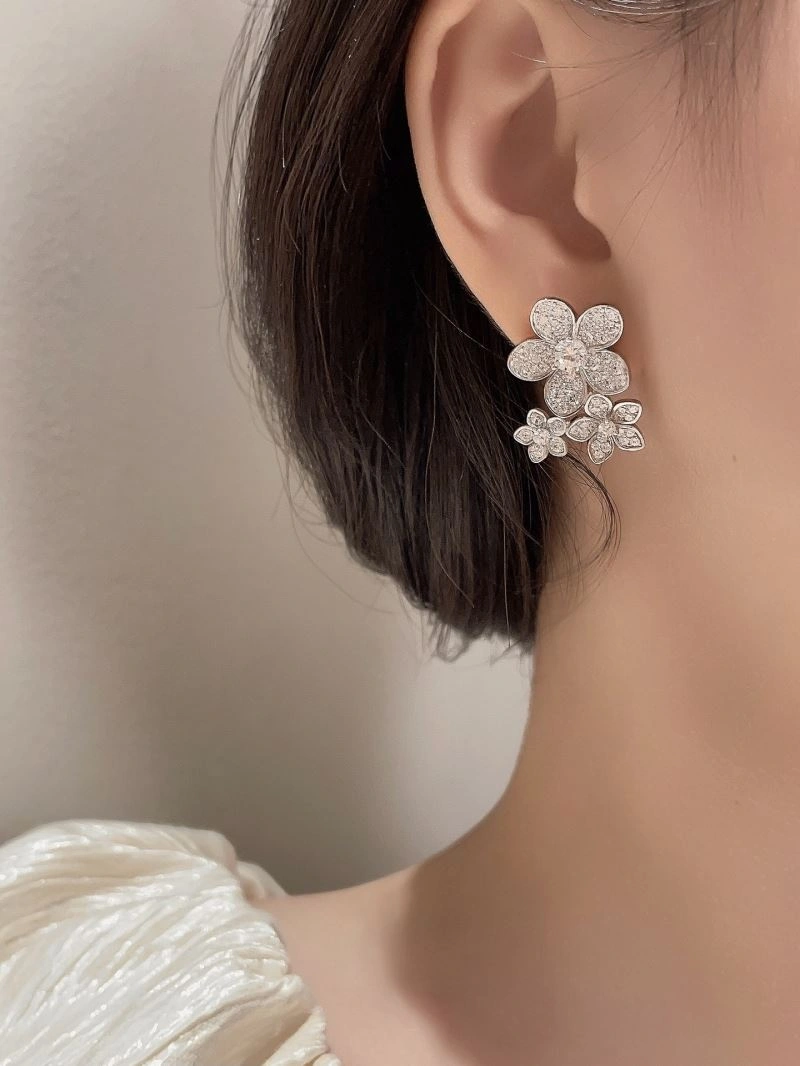 Gucci Earrings Reliable 245143
