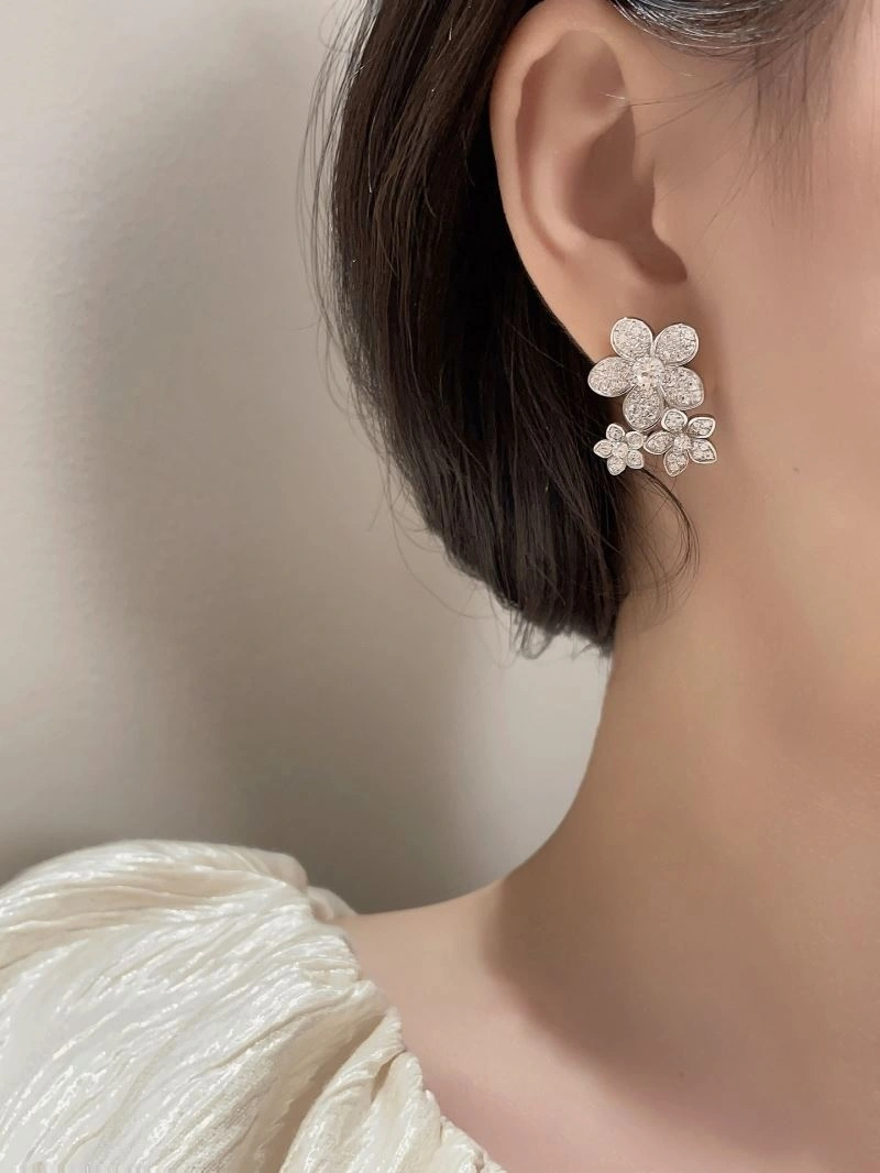 Gucci Earrings Reliable 245143