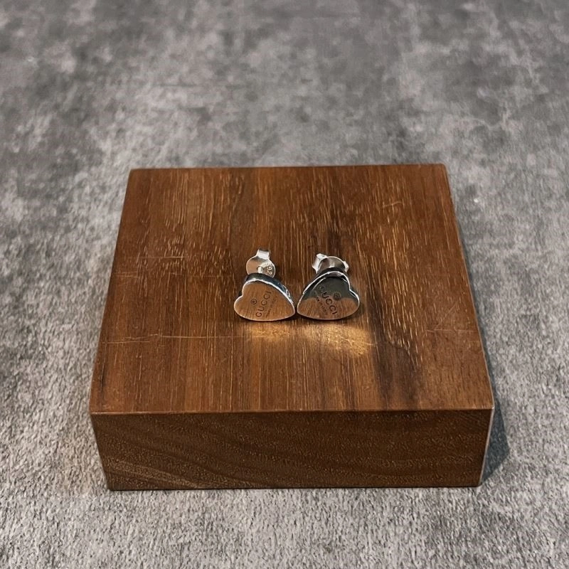 Lightweight Gucci Earrings 244076