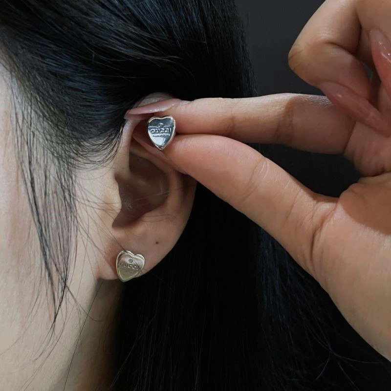 Lightweight Gucci Earrings 244076