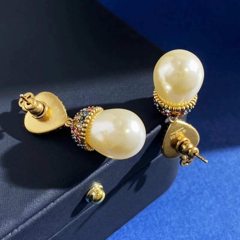 Breathable Gucci Earrings 244054
