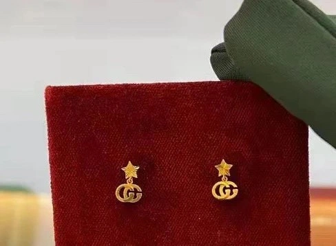 Functional Gucci Earrings 243220