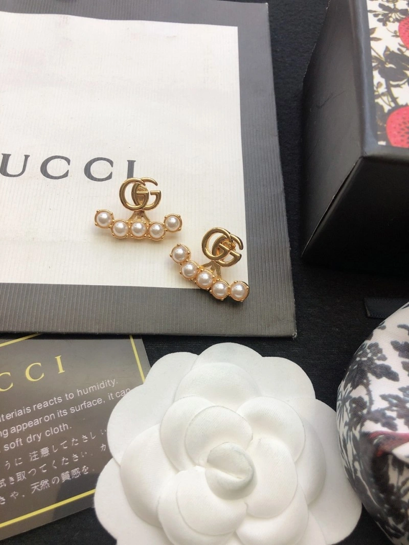 EyeCatching Gucci Earrings 243182