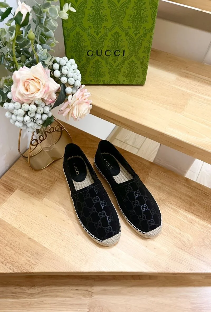 Gucci Fishermans Shoes Sleek 25084