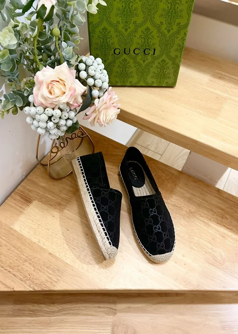 Gucci Fishermans Shoes Sleek 25084
