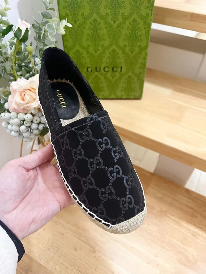 Gucci Fishermans Shoes Sleek 25084