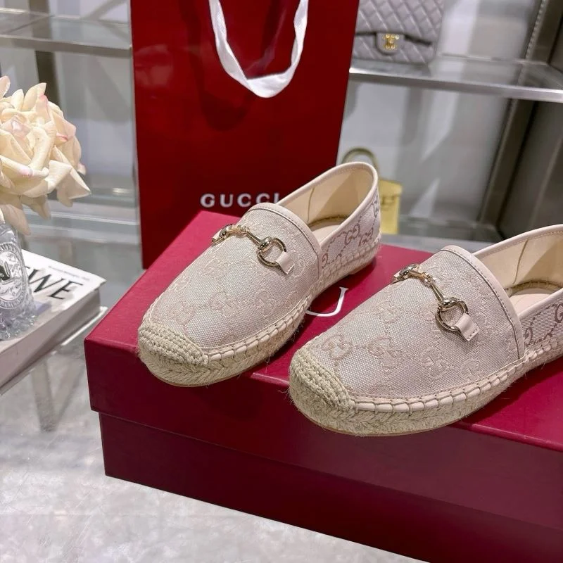 Gucci Fishermans Shoes Functional 24846
