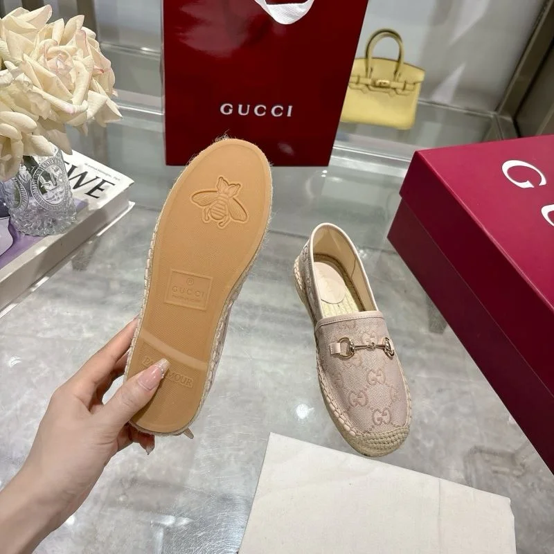 Gucci Fishermans Shoes Functional 24846