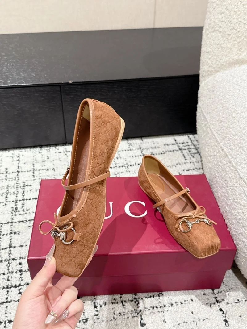Gucci Flat Shoes Resilient 25090