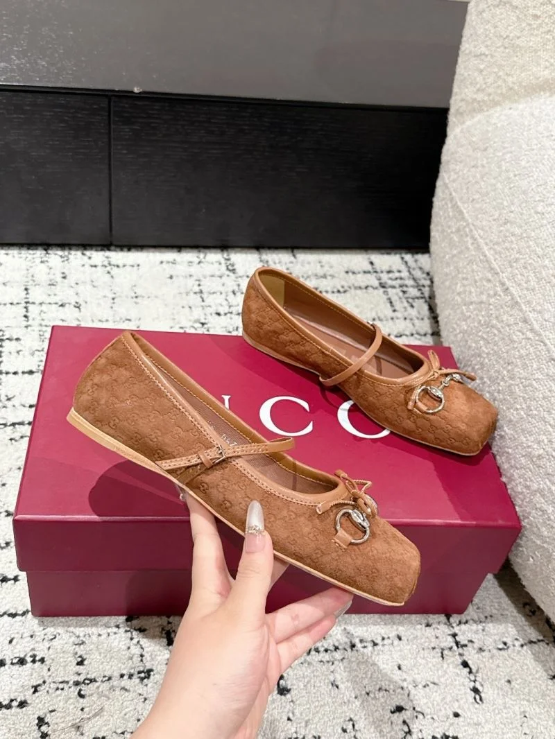 Gucci Flat Shoes Resilient 25090