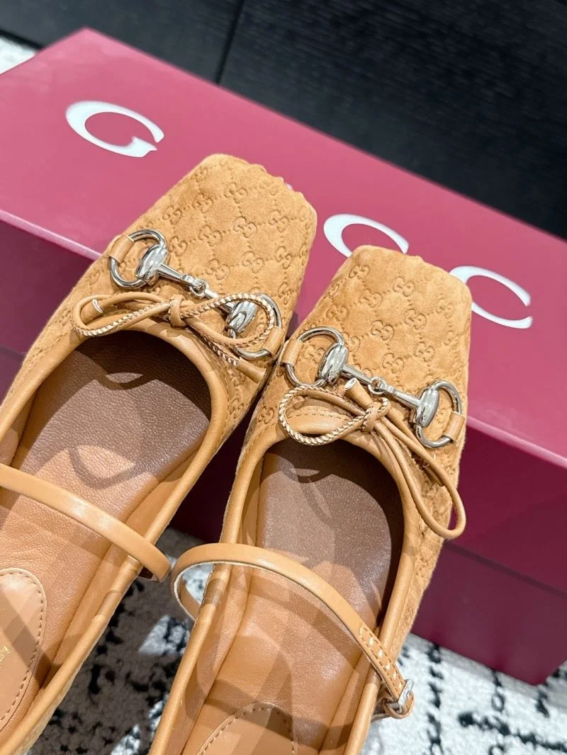 Gucci Flat Shoes TimelessDesign 25079