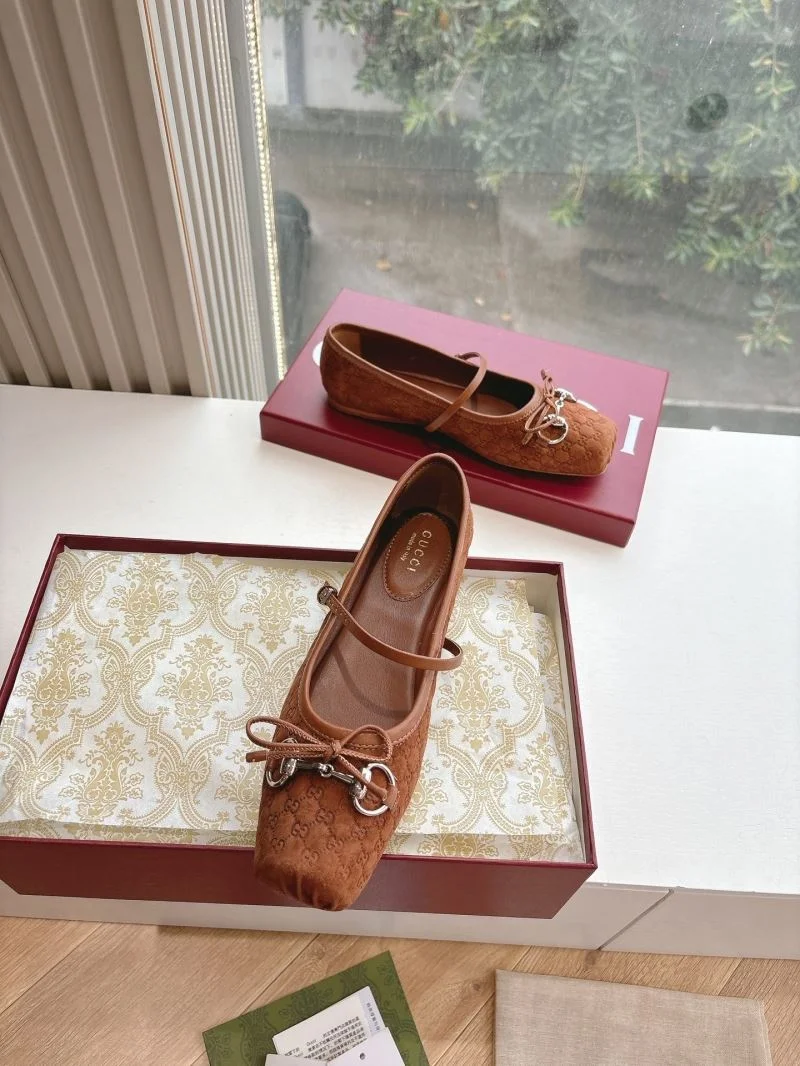 Attractive Gucci Flat Shoes 24837