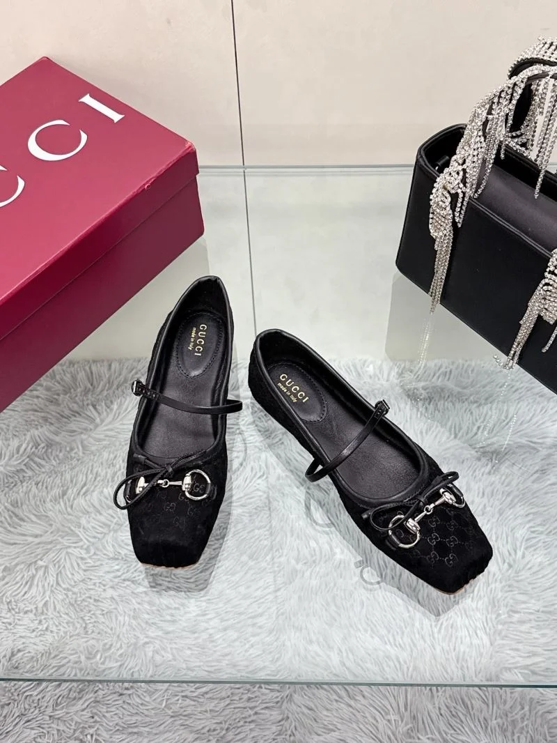 EasyCare Gucci Flat Shoes 24838