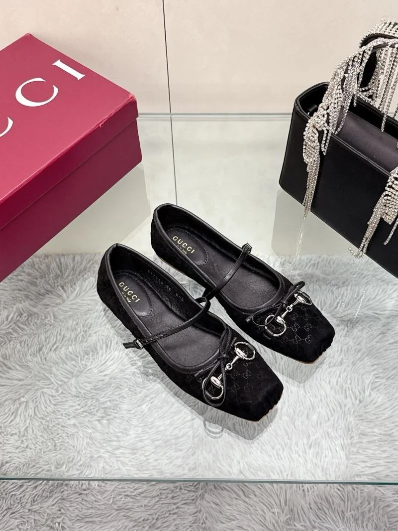 EasyCare Gucci Flat Shoes 24838