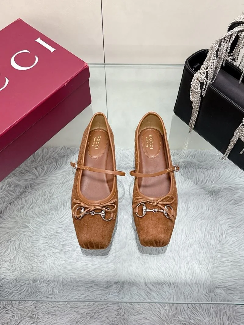 Gucci Flat Shoes Comfortable 24842