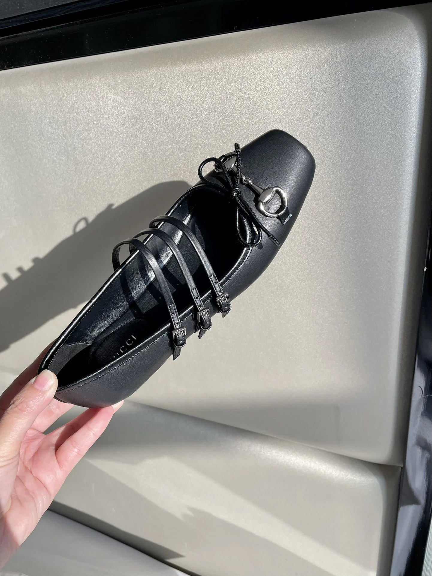 Gucci Flat Shoes Chic 24503