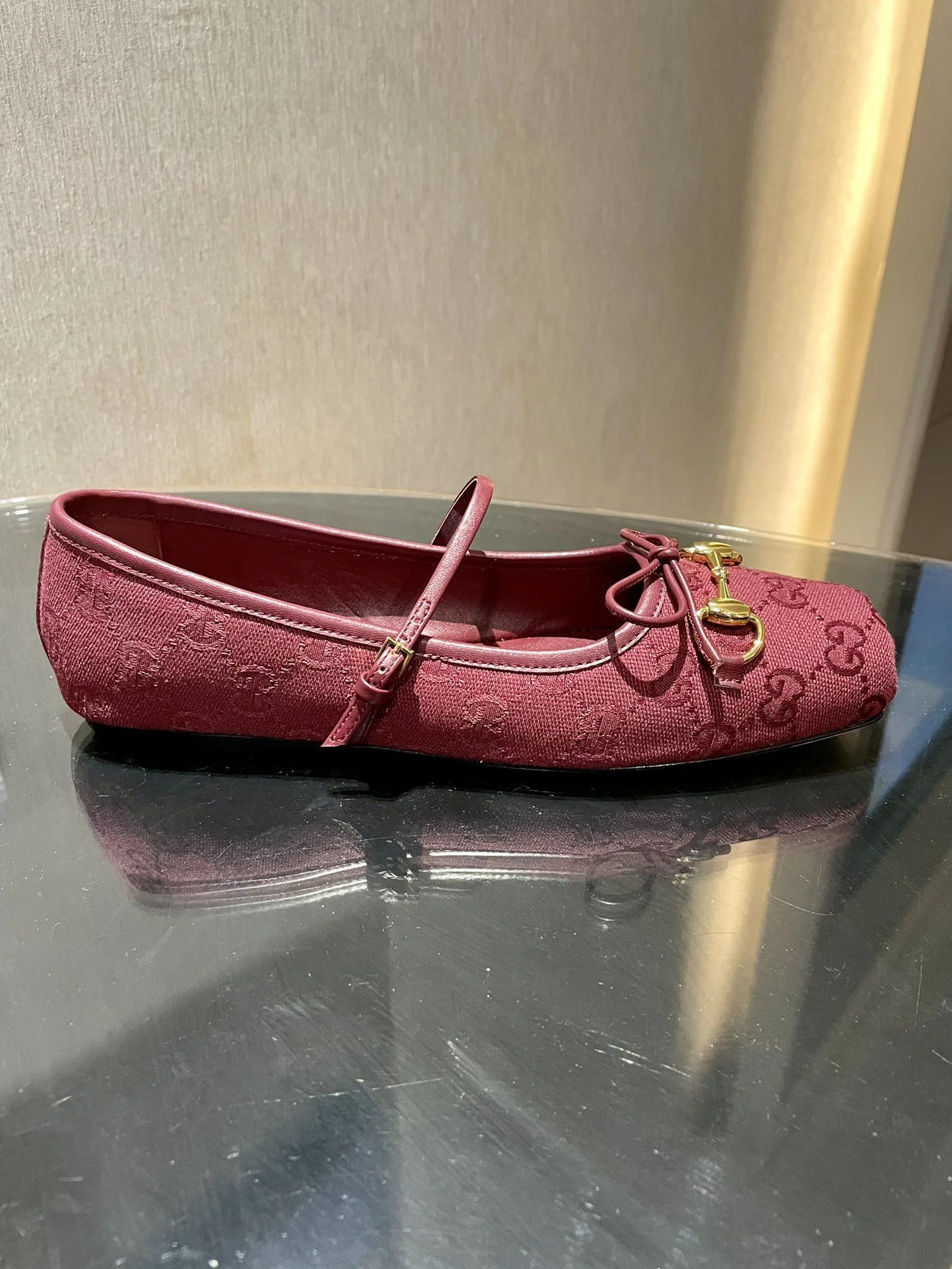 Cozy Gucci Flat Shoes 24522
