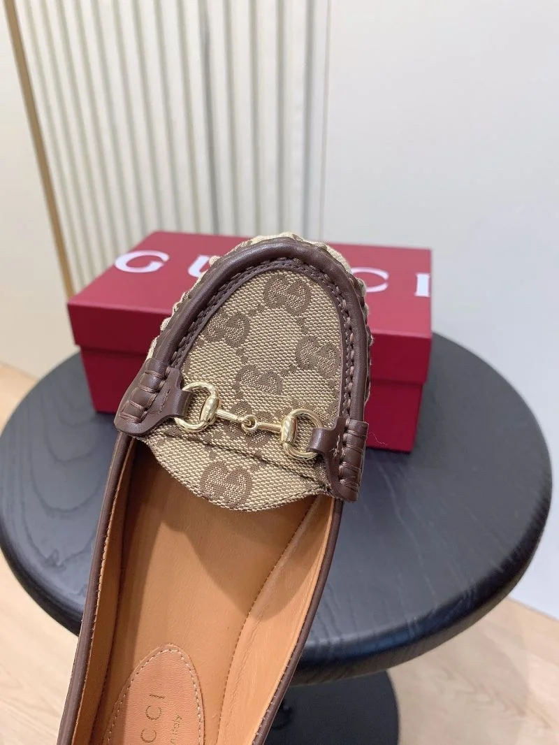 Gucci Flat Shoes Modern 24515