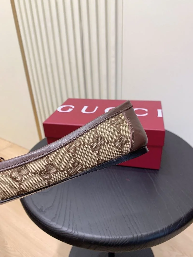 Gucci Flat Shoes Modern 24515