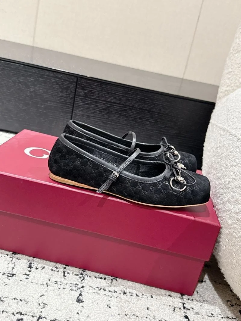 SportInspired Gucci Flat Shoes 24508