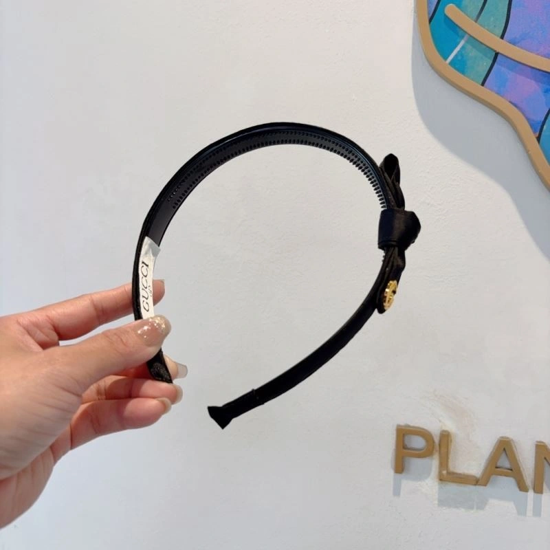 Lightweight Gucci Hair Hoop 263081